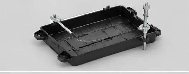 Photo 1 : Support et cache batterie